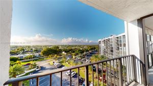 800 Parkview Dr Unit 827