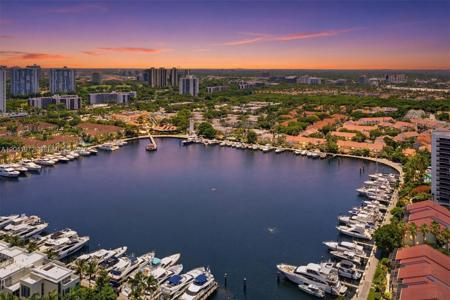21205 Yacht Club Dr