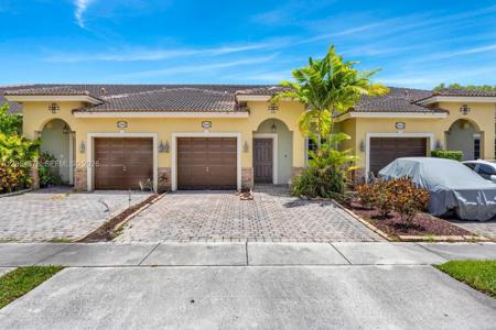 3326 NE 11th Dr