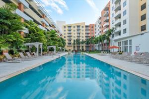18800 NE 29th Ave Unit 518