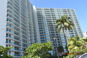 100 Bayview Dr Unit 309