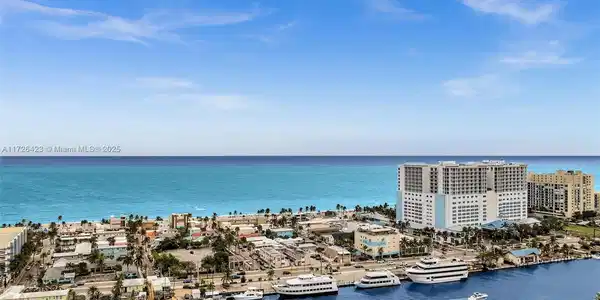 1318 N Ocean Dr