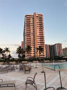 1985 S Ocean Dr