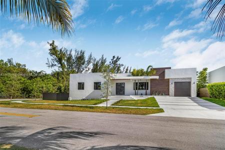 19750 SW 78th Ct