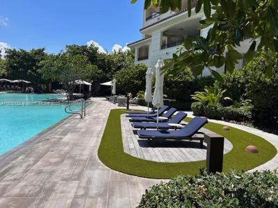 6800 Fisher Island Dr