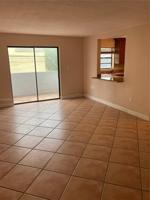 1418 Collins Ave Unit 204