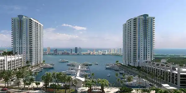17211 Biscayne Blvd #105