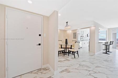 18081 Biscayne Blvd