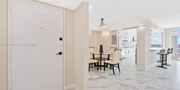 18081 Biscayne Blvd
