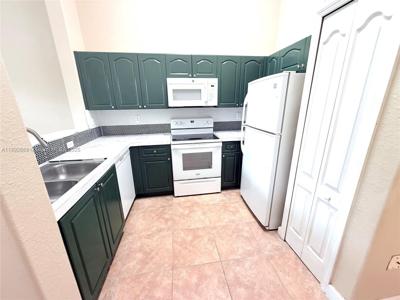 1656 SE 29th Ct