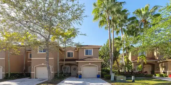 8560 SW 214th Way
