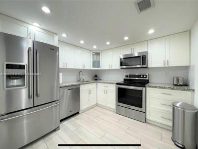 2600 Collins Ave