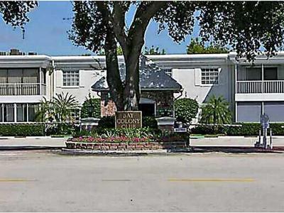 6207 Bay Club Dr
