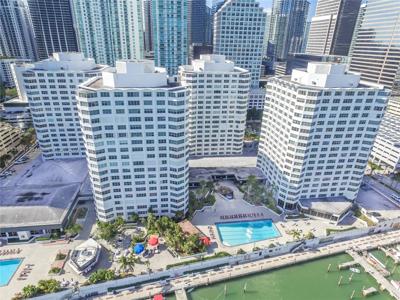 825 Brickell Bay Dr