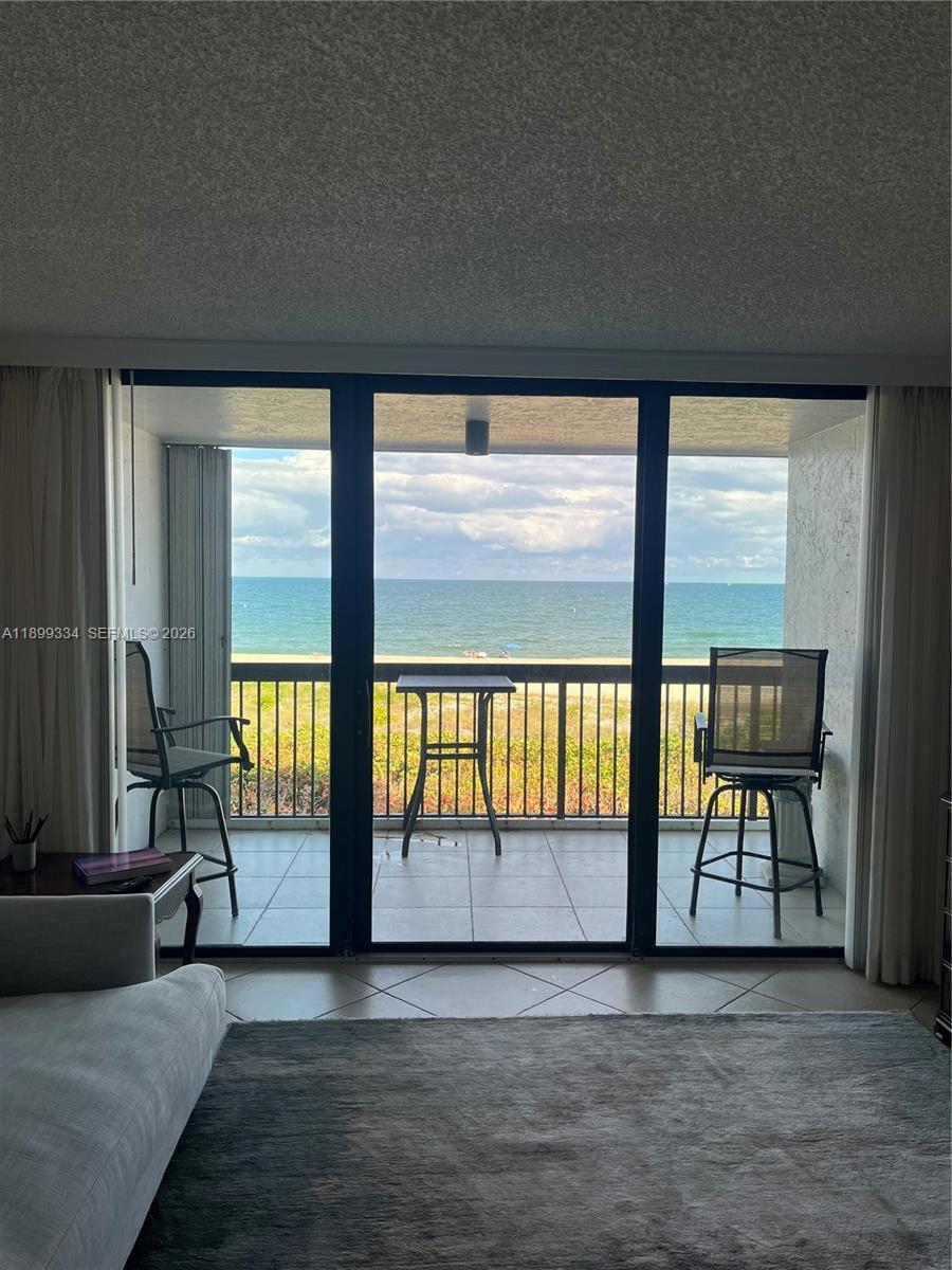Image 2: Balcony