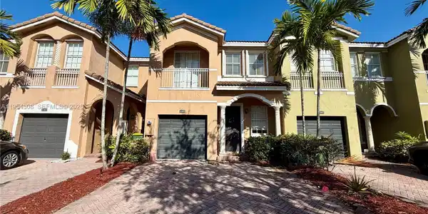 1385 SE 26th Ave