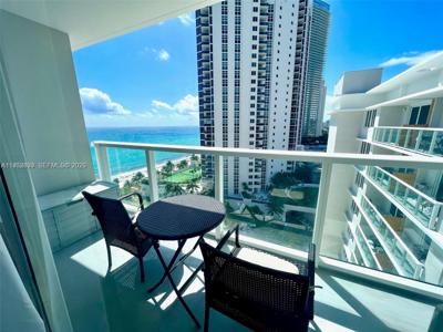 19201 Collins Ave