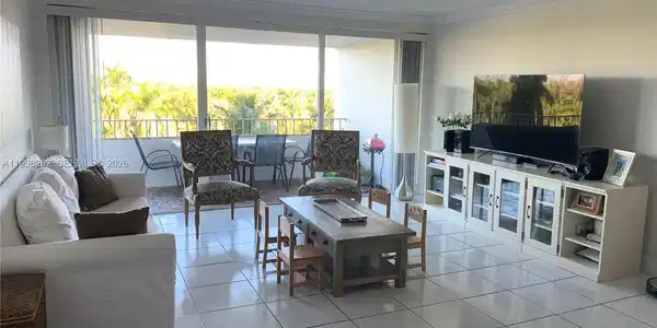 177 Ocean Lane Dr
