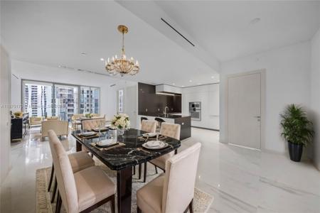 300 Biscayne Blvd Way