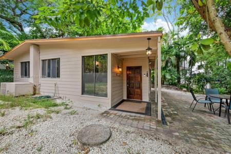 3164 Center Street