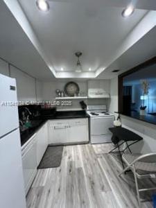 801 Three Islands Blvd