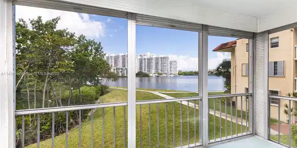 2929 Point East Dr Unit A206
