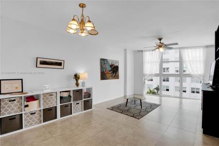 1228 West Ave