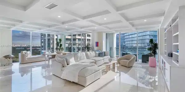 3400 SW 27th Ave