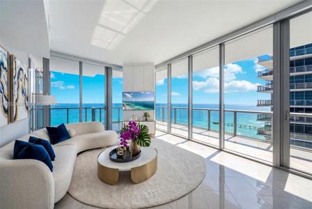 17121 Collins Ave
