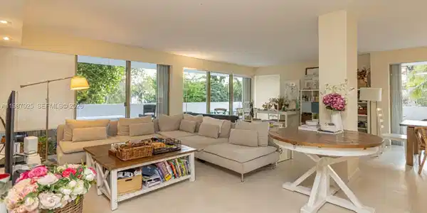 155 Ocean Lane Dr