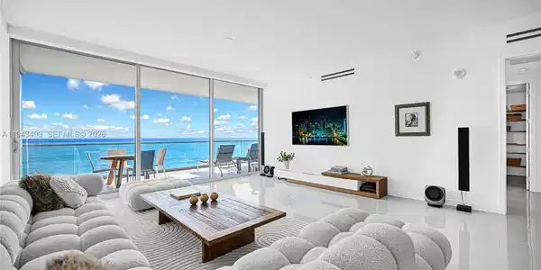 10203 Collins Ave