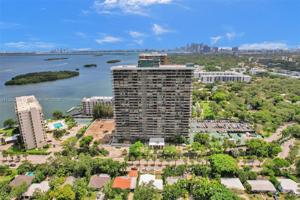 780 NE 69th St Unit 502
