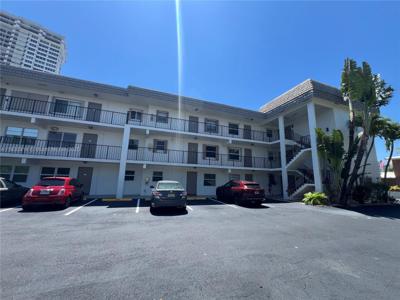 4143 N Ocean Blvd