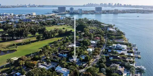 1000 N Shore Dr