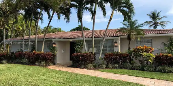 7240 SW 110th Ter
