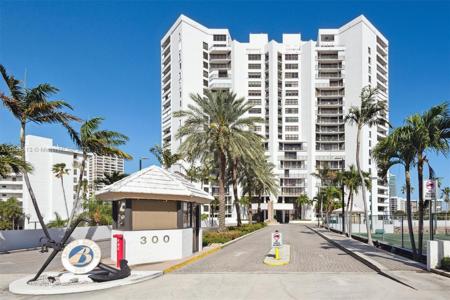 300 Three Islands Blvd