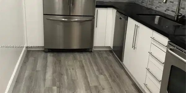 7501 E Treasure Dr Unit 2S