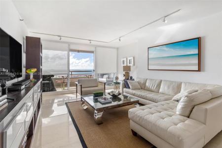 1541 Brickell Ave