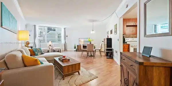 2750 NE 183rd St Unit 612