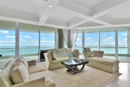 16051 Collins Ave