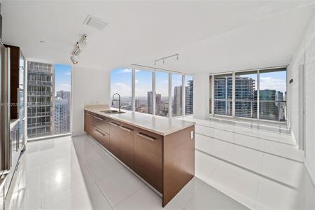 475 Brickell Ave