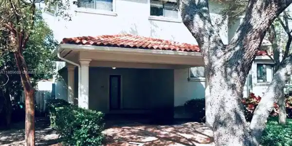400 Woodcrest Rd