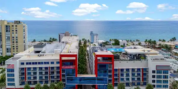 777 N Ocean Dr
