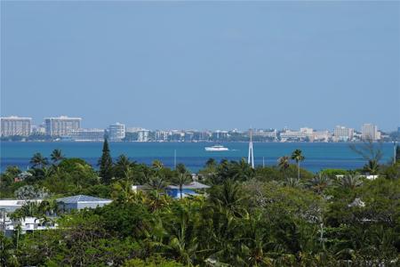 445 Grand Bay Dr