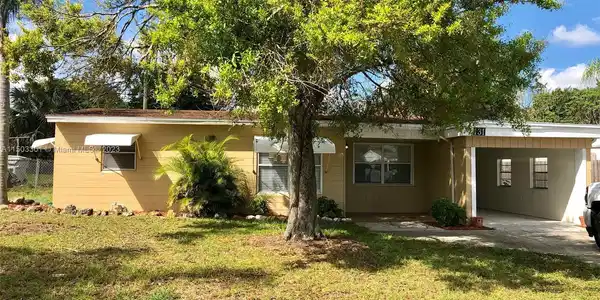 131 6th Ct SW