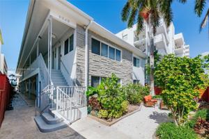 1242 Alton Rd Unit 206