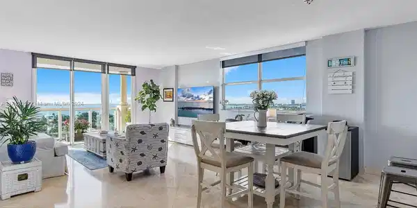 1625 Kennedy Cswy