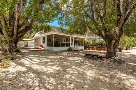 367 Buttonwood Shores Dr