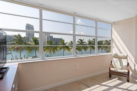 20 Island Ave