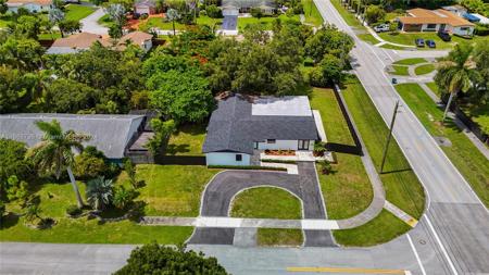 8705 SW 185th Ter